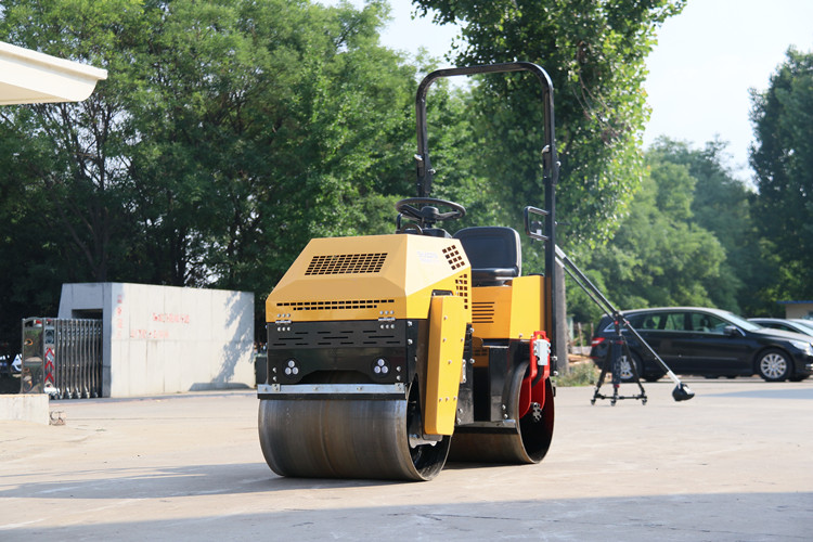 “明星款”小型壓路機(jī)，讓大家的選擇不再“迷路”！